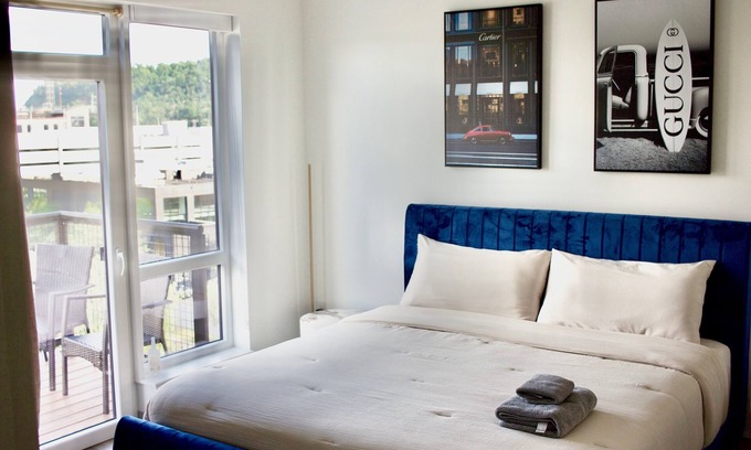 South Side Flats Apartamento | 1 bd / 1 ba with balcony, minutes to downtown Pitt, amenities included