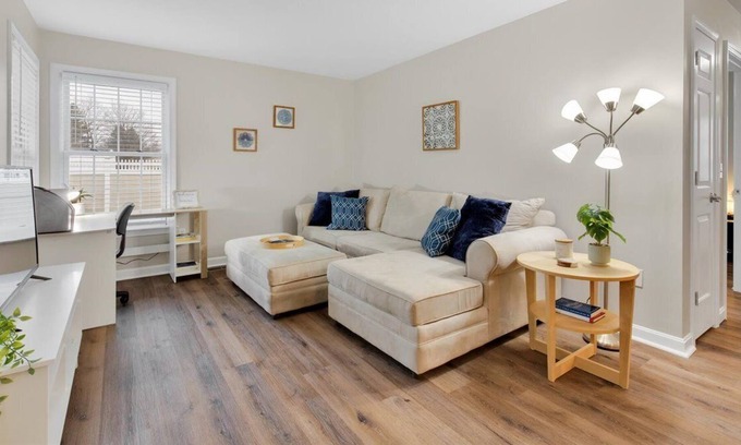 Rocky Hill Apartamento | 1 Bd Accessory Apt on Residential Cul-de-sac