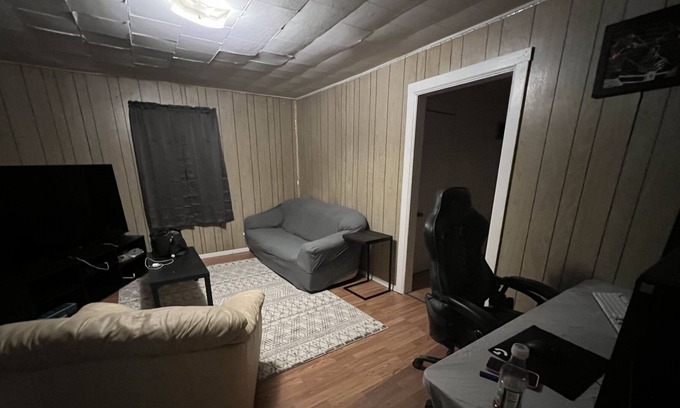 Spring Hill Apartamento | 1 bed 1 bath rental unit