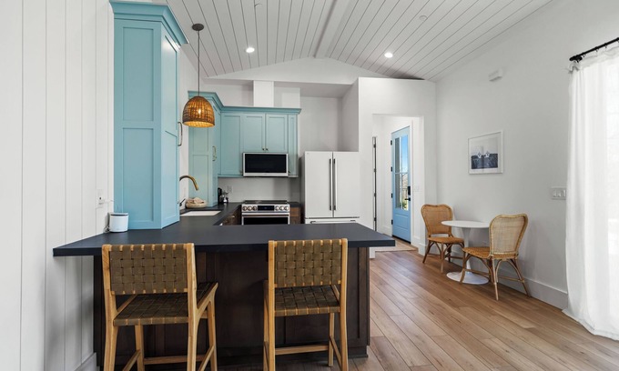 Junction Casa | 1-Bed Guest House in Serene Palo Cedro – Your Perfect Home Away From Home