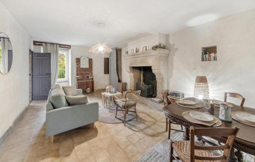 Tremblay Apartamento | 1 Bedroom Awesome Apartment In Tremblay