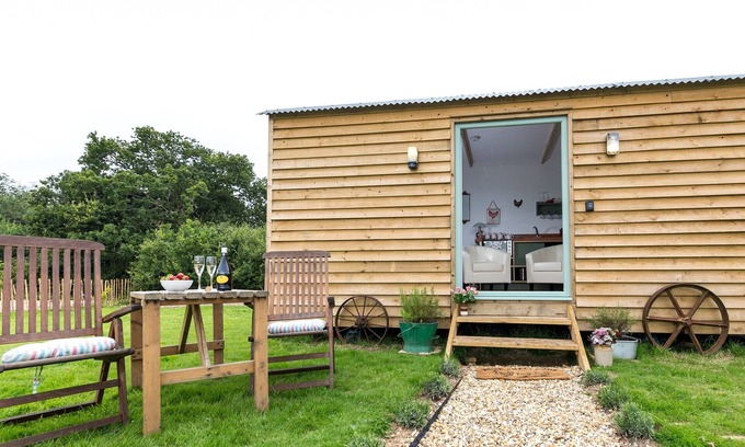 Ryde Alquiler De RV | Alojamiento de 1 habitaciones en Wootton Bridge