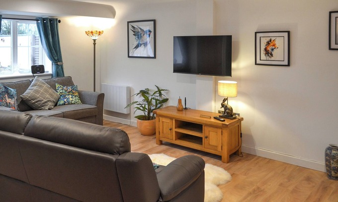 Woodhall Spa Cabaña | Escape to this charming holiday cottage, perfect for couples and small families.