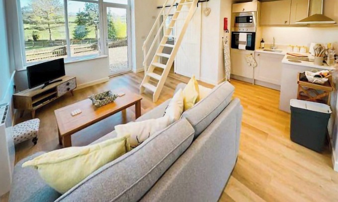 Kingswood Cabaña | Alojamiento de 1 habitaciones en Groes-pluen, near Welshpool