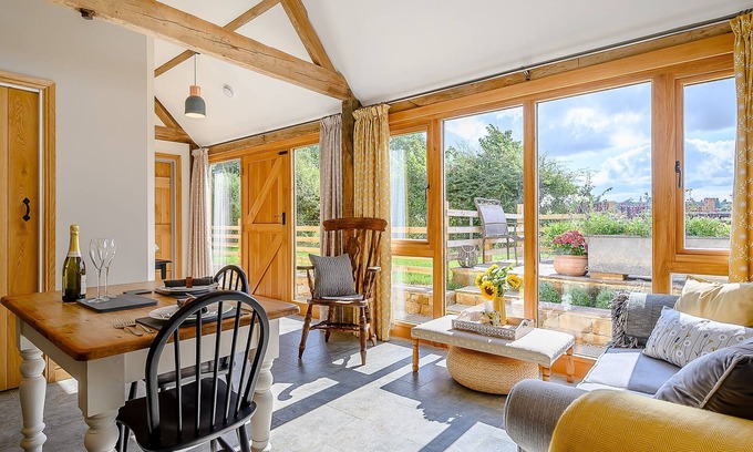 Fenny Compton Cabaña | Alojamiento de 1 habitaciones en Fenny Compton, near Warwick