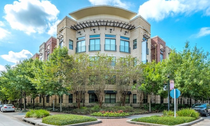 The Woodlands Apartamento | 1 Bedroom apartment on Woodland Waterway