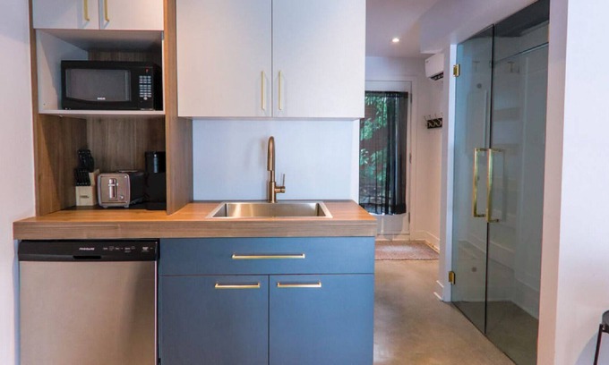 Terrebonne Casa | 1 bedroom apartment with 2 beds for up to 4 people