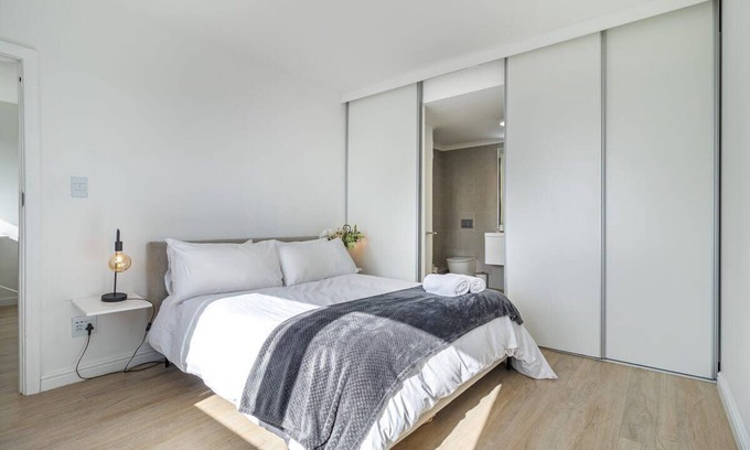 Schotsche Kloof Apartamento | 1 Bedroom Apartment, The Centurion, Seapoint, Cape Town, South Africa