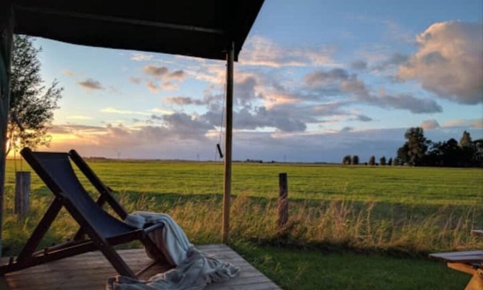 Oosterwolde Cama Y Desayuno | 1 bedroom bed and breakfast in oosterwolde