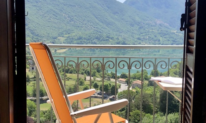Castel di Tora Cama Y Desayuno | 1 Bedroom Bed & breakfast in Castel di Tora