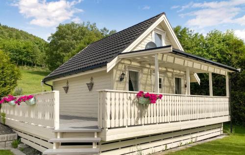 Fraena Casa | 1 Bedroom Cozy Home In Malmefjorden