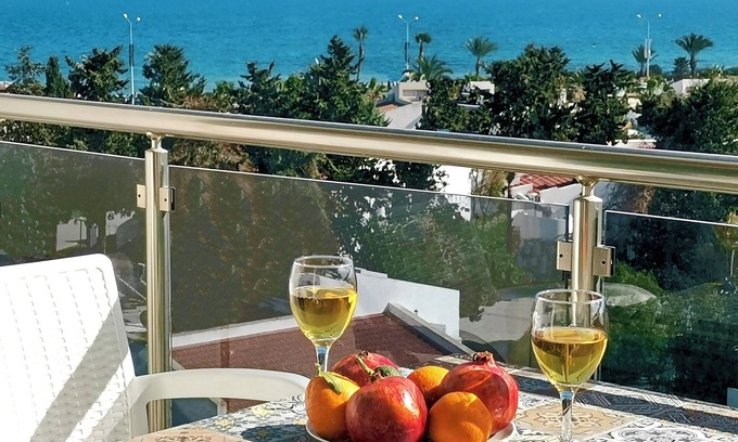 Trikomo Apartamento | NUEVO (2014) PISO DE 1 DORMITORIO CON VISTAS AL MAR PANORÁMICAS, 200 METROS A LA PLAYA DE LANDY LONG