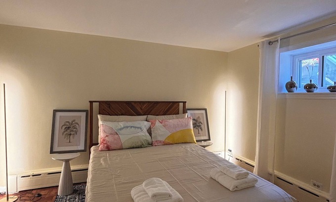 Southeast Yonkers Apartamento | 1-Bedroom Garden Apartment