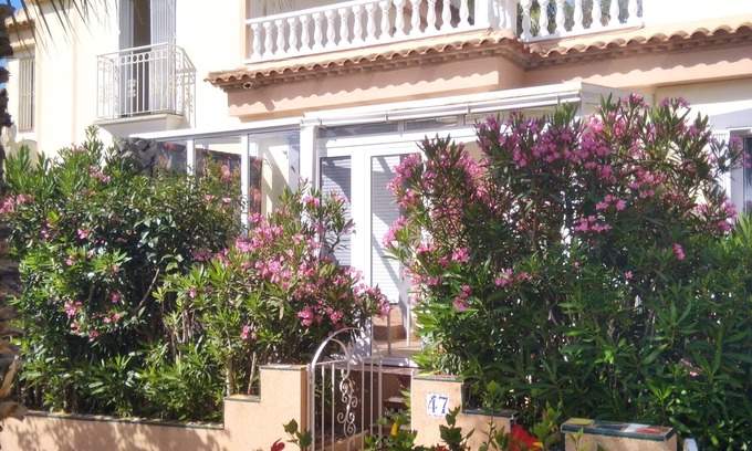 Los Altos Casa | 1 Bedroom Guesthouse in Torrevieja
