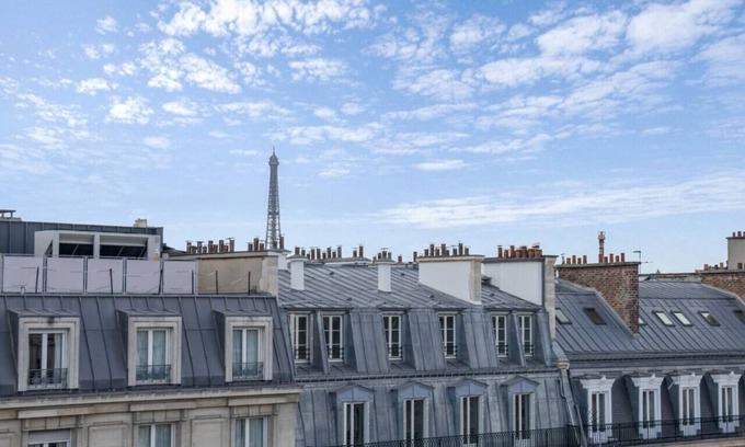 8th Arrondissement Apartamento | 1 Bedroom#Haussmann#Amazing view#EffeilTower#AC