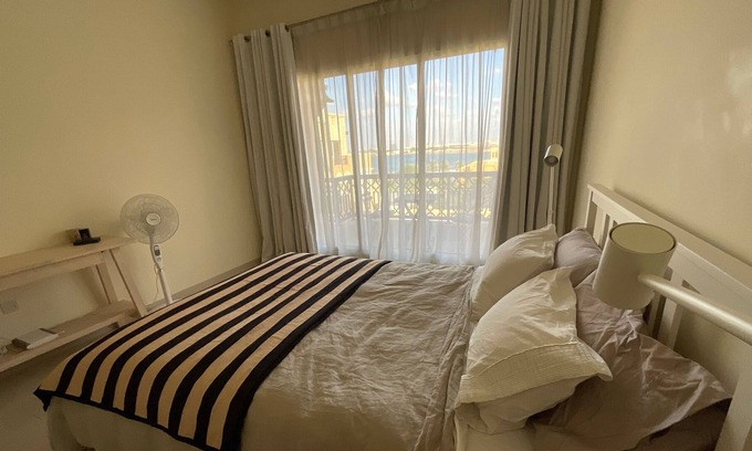 Al Seer Apartamento | 1 Bedroom Hideaway On The Beach