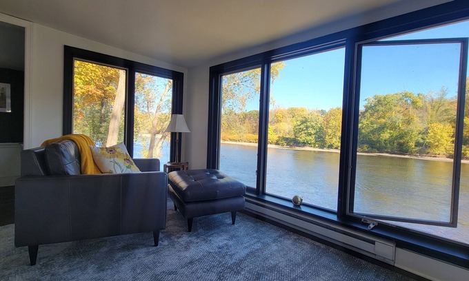 Baptistown Casa | 1-bedroom house in Pipersville on the Delaware River