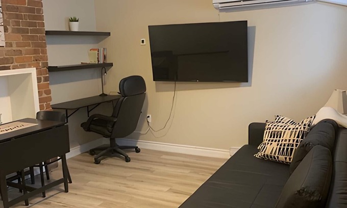 Downtown Halifax Apartamento | 1 Bedroom in Bauer Terrace - Downtown Halifax