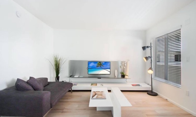 Key Biscayne Apartamento | 1 Bedroom Queen Size Apartment