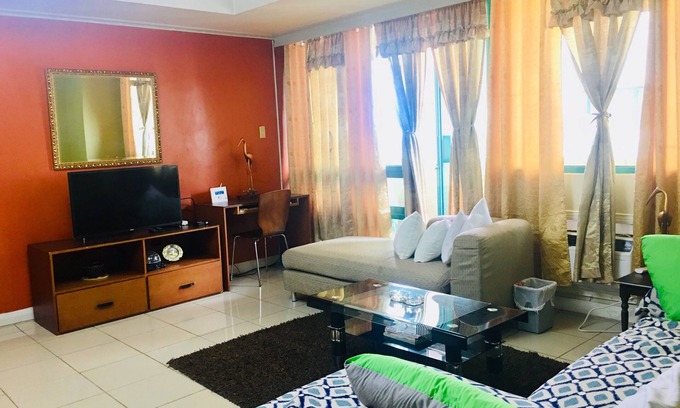 Barangay 670 Condominio | Faura de Robinson de 1 habitación