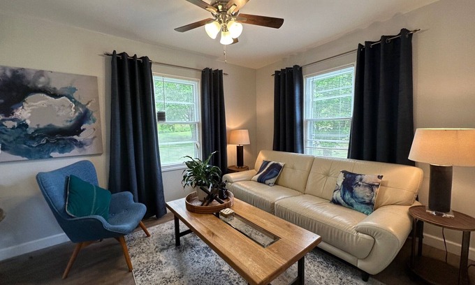 Mars Hill Casa | 1-bedroom vacation home just 20 minutes from Asheville