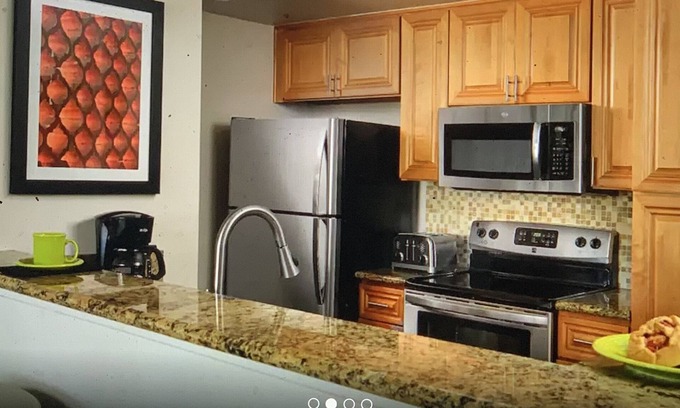 Cathedral City Complejo | 1 Bedroom Villa - Hyatt Vacation Club during the 1st weekend of Coachella