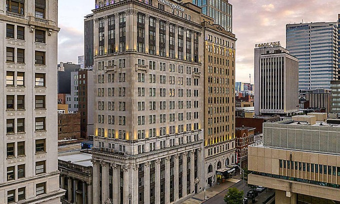 Downtown Nashville Hotel | 1 Bedroom w/ King Bed, at Bluegreen Downtown Nashville Resort!