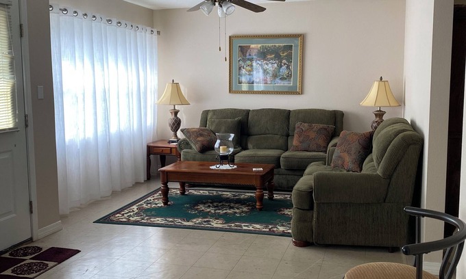 Mississippi City Casa | 1 block from beach 2-bedroom house in Gulfport with AC, WiFi. Enjoy your stay