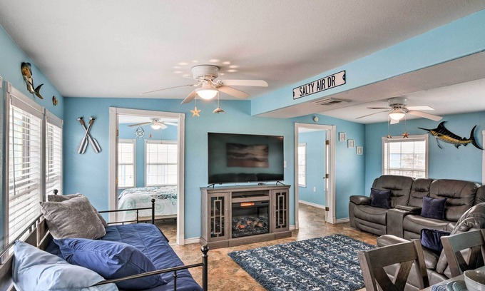 Surfside Beach Casa | 1 Block to Surfside Beach: Home w/ Deck!