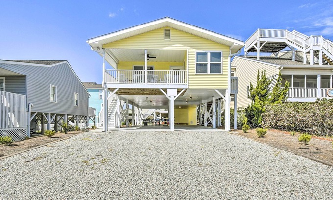 Sunset Beach Cabaña | 1 Bock to Beach: Sunset Beach Home w/ Private Deck