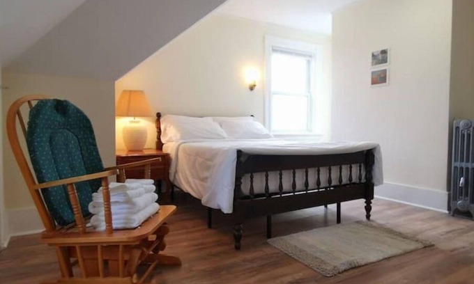 Worcester Apartamento | 1 BR Apt walk to MCPHS, WPI, St Vincent Hospital