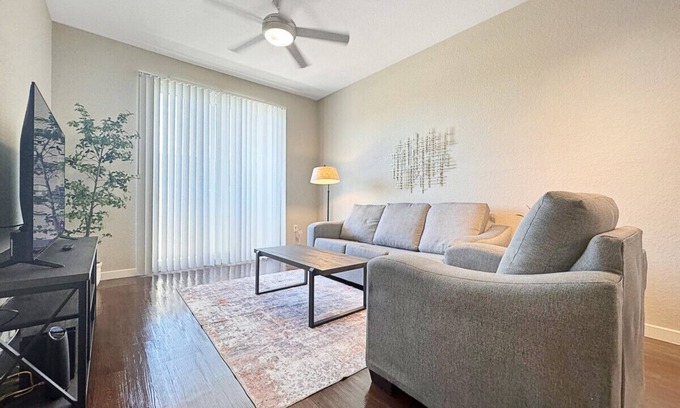 St. Petersburg - Clearwater Apartamento | 1 BR Best of St. Pete, Walk Everywhere!