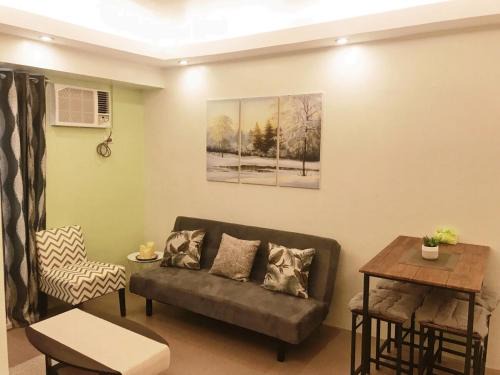 Bagong Lipunan Ng Crame Apartamento | 1 BR Condo in Quezon City at Avida New Manila