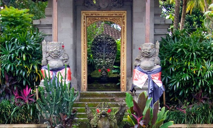 Peliatan Villa | 1 BR Garden Villa en Ubud con jacuzzi privado