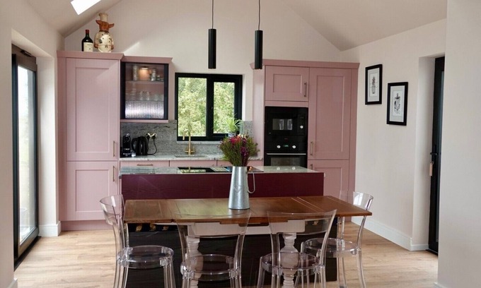 Ayr Cabaña | #1 Country Escape with Sea Views, Ayr, Ayrshire 4 guests 2 bedrooms 2 bathrooms