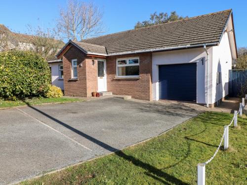 Pembroke Dock Casa | 1 Gloucester Way