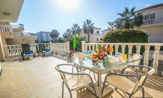 Ayia Napa Apartamento | 1 piso grande y encantador para alquilar en Chipre