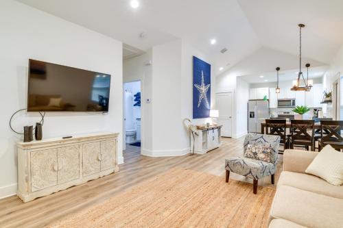 Rockport Casa | 1 Mi to Beach Retreat with Large Yard in Rockport