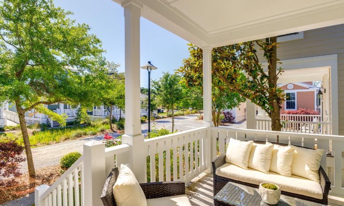 Ocean Springs Casa | 1 Mi to Downtown Modern Ocean Springs Cottage