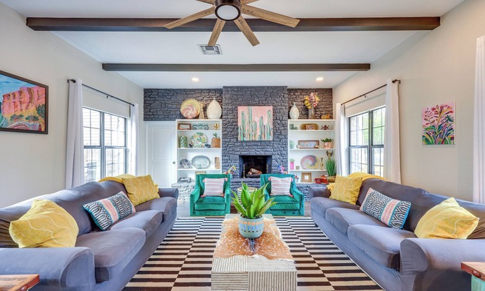 Boerne Casa | < 1 Mi to Dtwn: Home w/ Fenced Yard in Boerne!