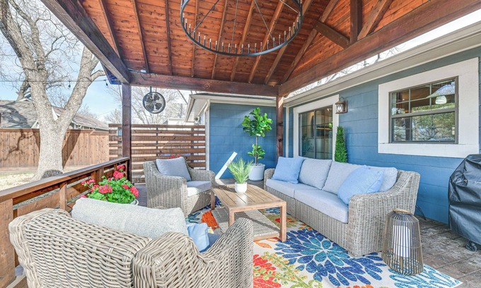 McKinney Casa | 1 Mi to Historic Dtwn: McKinney Home w/ Hot Tub!