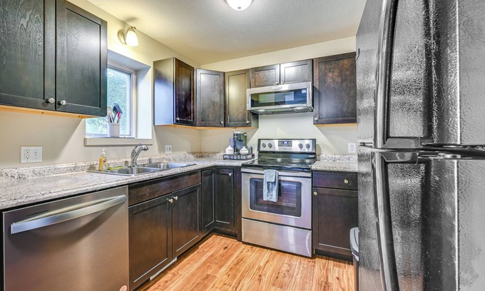 Ames Casa | 1 Mi to Jack Trice Stadium: Townhome w/Balcony