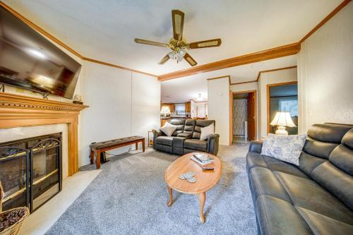 Erie Casa | 1 Mi to Lake Access Erie Home with Private Backyard
