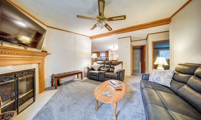 Erie Casa | 1 Mi to Lake Access: Erie Home w/ Private Backyard