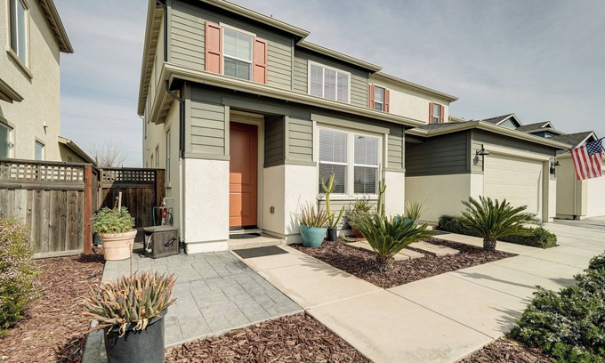 Lathrop Apartamento | 1 Mi to San Joaquin River: Studio w/ Pool Access
