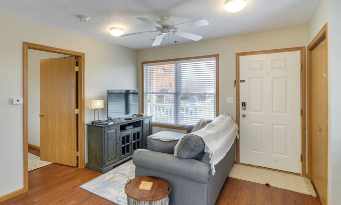 Morgantown Apartamento | 1 Mi to WVU: Morgantown Apartment Near Hospitals