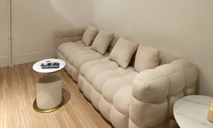 Datong Apartamento | 1 minute to Taipei Main Station/ 3 bedroom/ near Airport MRT