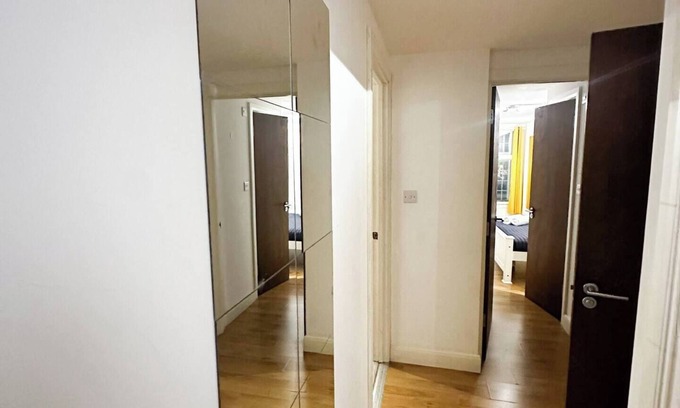 Shepherd's Bush Apartamento | 1 minute to Westfield/tube