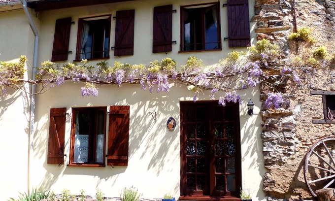 Vernoux-en-Gatine Cabaña | 1 de las 3 casas rurales ubicadas en 2 hermosas canchas-Campo de juegos de piscina -Wi-lotes para ver / hacer cerca