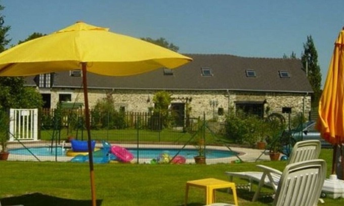 Madre Casa | Bonita casa de campo con piscina - Le Cezanne - 1 de 3 casas rurales (para 2-14).